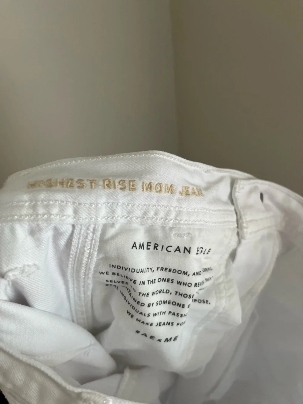 American Eagle Cargo Mom Denim (4) - Picture 8 of 9